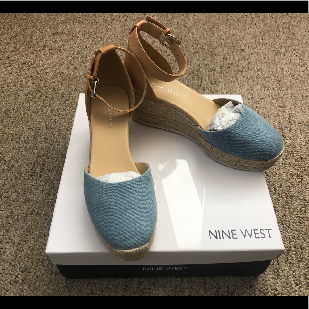 Like New Nine West Wedges